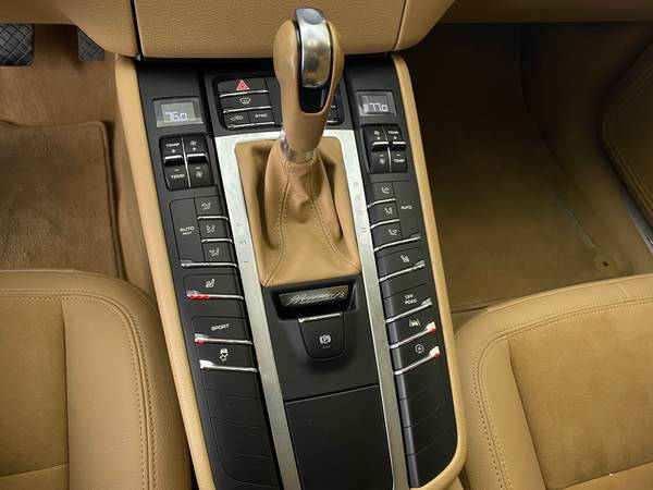 2017 Porsche Macan S Sport Utility 4D suv Brown - FINANCE ONLINE -... for sale in Arlington, District Of Columbia – photo 23