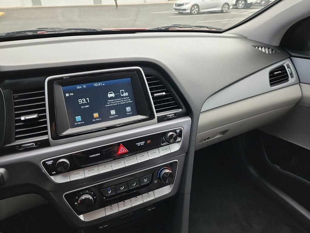 2019 Hyundai Sonata SE FWD for sale in Indianapolis, IN – photo 14