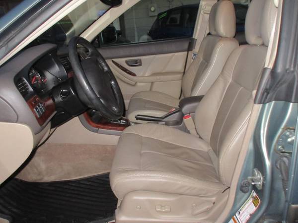 2004 Subaru Outback Limited AWD - Auto/Leather/Roof - Low Miles for sale in Des Moines, IA – photo 10