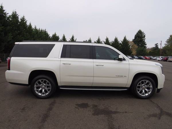 2015 GMC Yukon XL SLT 1500 - Leather - DVD - Sunroof - 4x4 - cars &... for sale in Albany, OR – photo 8
