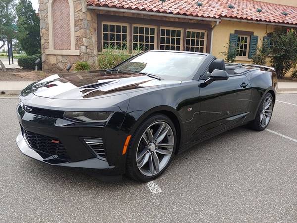 2017 CHEVROLET CAMARO CONVERTIBLE 2SS ONLY 5,800 MILES! LOADED! MINT! for sale in Norman, KS