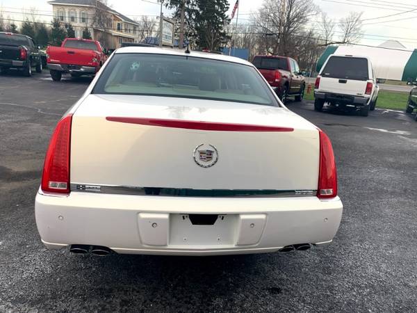 2006 Cadillac DTS Sedan - cars & trucks - by dealer - vehicle... for sale in Westmoreland, NY – photo 5