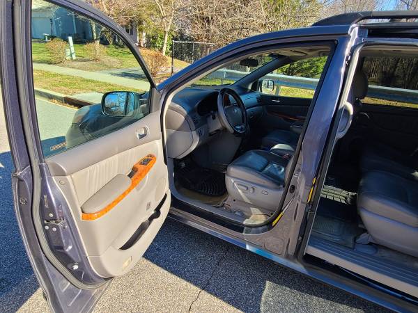 2009 Toyota Sienna XLE for sale in Bowie, District Of Columbia – photo 6