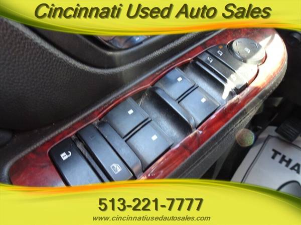 2012 Cadillac Escalade ESV Luxury 6 2L V8 AWD - - by for sale in Cincinnati, OH – photo 20