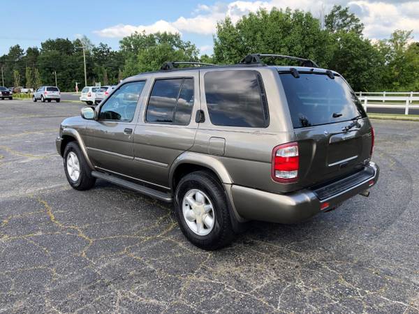2001 Nissan Pathfinder SE 4WD for sale in Howell, MI – photo 7