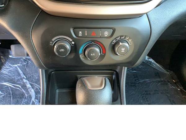 2018 Jeep Cherokee/ You Save $1,000 below KBB retail! for sale in Reno, NV – photo 22