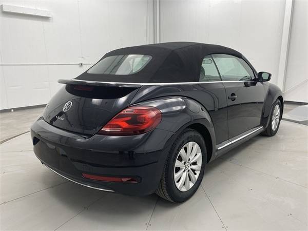 2018 Volkswagen BEETLE CONVERTIBLE 2 0T Coast - - by for sale in Chillicothe, OH – photo 5