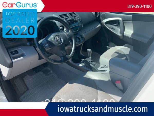2009 Toyota RAV4 4WD 4dr 4-cyl 4-Spd AT Ltd with 3-point seat belts... for sale in Cedar Rapids, IA – photo 9