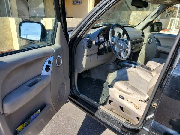 2003 jeep liberty limited 4x4 - cars & trucks - by owner - vehicle... for sale in largo, FL – photo 3