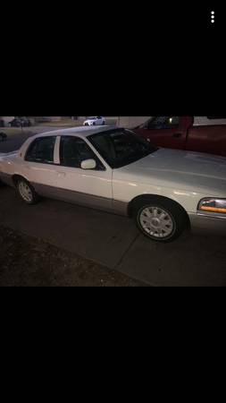 2004 grand marquis for sale for sale in Springfield, MO