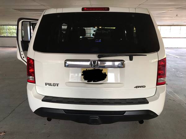 2015 HONDA PILOT LX AWD for sale in Fort Lee, NJ – photo 5