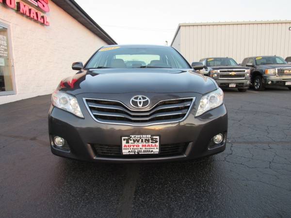 2011 Toyota Camry XLE - cars & trucks - by dealer - vehicle... for sale in Rockford, WI – photo 13