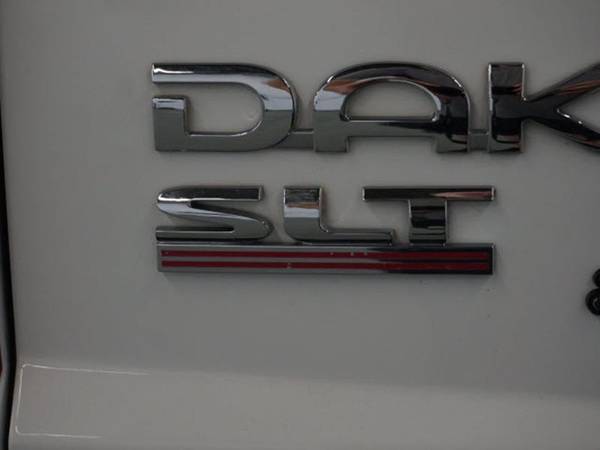 2008 Dodge Dakota SLT 4dr Crew Cab 4WD SB for sale in 48433, MI – photo 11