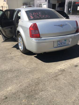 2006 Chyrsler 300 V8 5.7L (New Hemi Engine!) for sale in Tracy, CA – photo 4