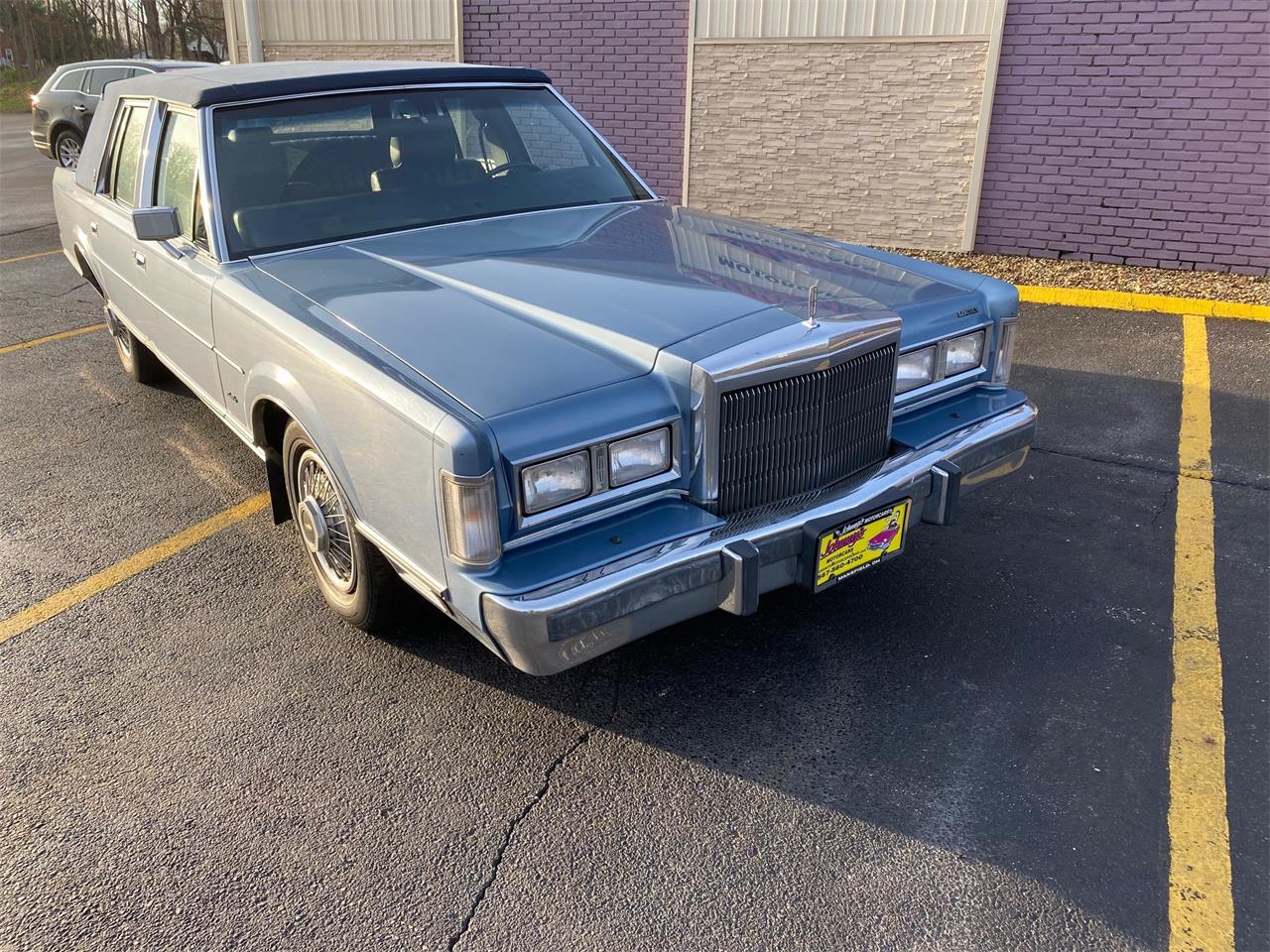 1988 Lincoln Town Car for sale in Carlisle, PA