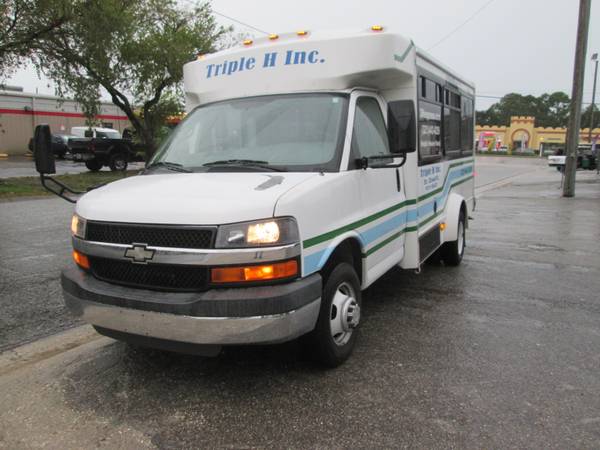 2009 CHEVY G3500 TRANSIT BUS WITH HANDICAP RAMP for sale in Bradenton, FL – photo 3