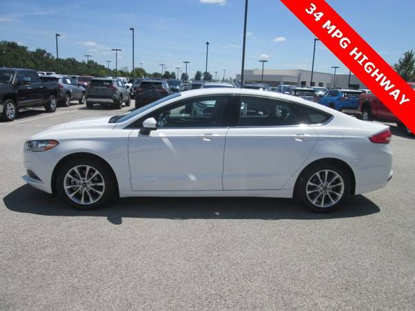 2017 Ford Fusion SE sedan White for sale in ROGERS, AR – photo 8