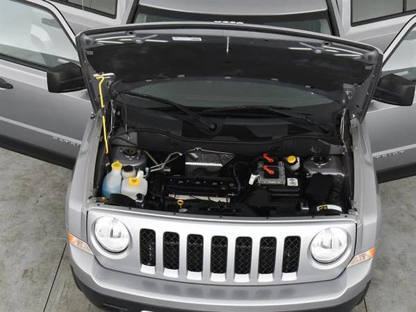 2016 Jeep Patriot Sport SUV 4D suv Silver - FINANCE ONLINE for sale in Las Vegas, NV – photo 4
