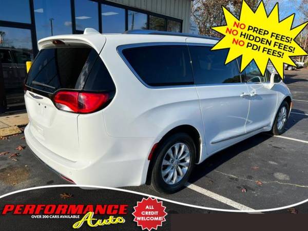 2018 Chrysler Pacifica Touring L FWD Minivan - - by for sale in Bohemia, NY – photo 5