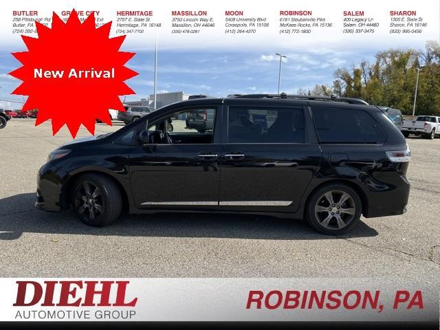 2016 Toyota Sienna L for sale in Mc Kees Rocks, PA – photo 4