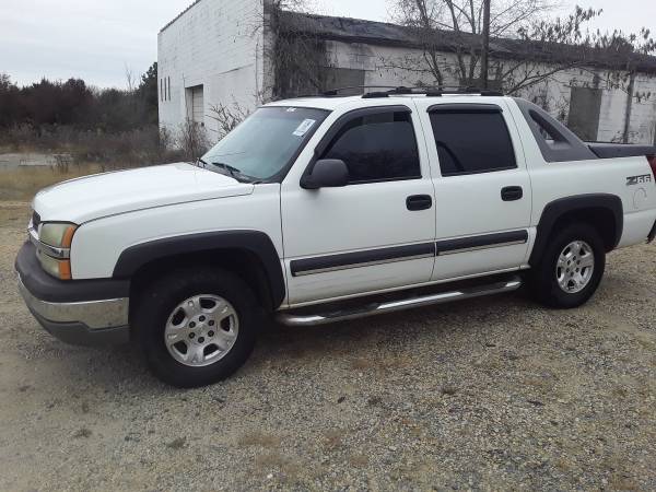 2004 Chevy avalanche z66 $4500 obo - cars & trucks - by owner -... for sale in Lancaster, NC