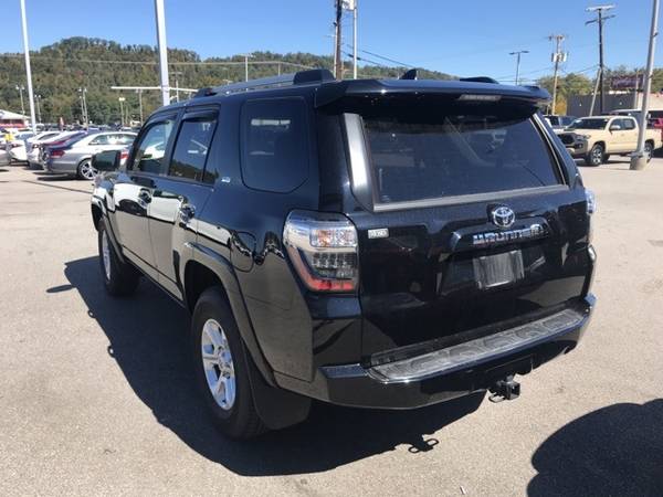 2020 Toyota 4Runner 4WD 4D Sport Utility/SUV - - by for sale in Saint Albans, WV – photo 4
