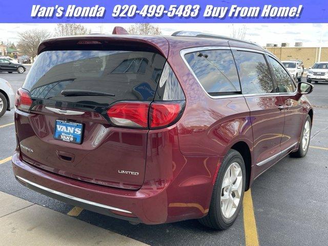 2020 Chrysler Pacifica Limited for sale in Green Bay, WI – photo 17