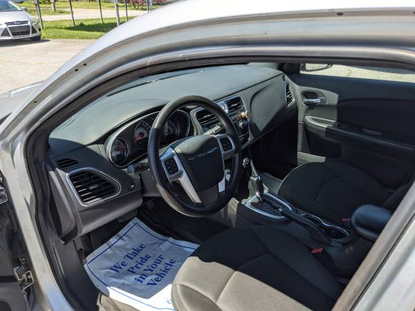 2012 Chrysler 200 Lx - - by dealer - vehicle for sale in BLUFFTON, IN – photo 8