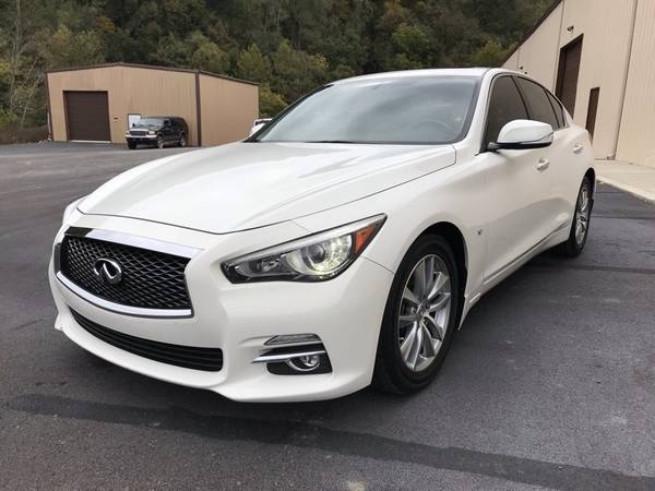 2015 INFINITI Q50 Premium * 1 Owner * Leather * Back-Up Cam * Sunroof for sale in Sevierville, TN – photo 3