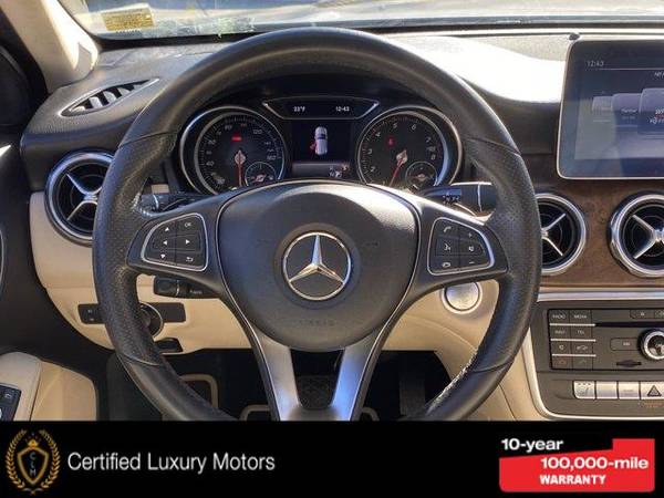 2018 Mercedes-Benz GLA-Class - - by dealer - vehicle for sale in Great Neck, NY – photo 16