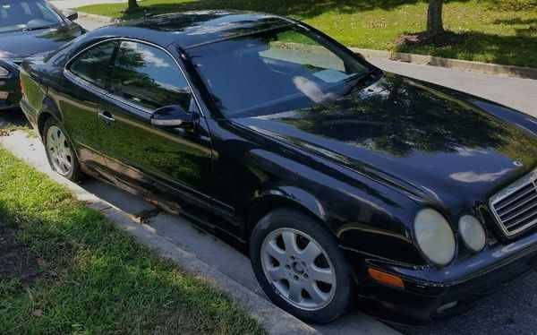 2002 Mercedes-Benz CLK320 Coupe 2D for sale in Hyattsville, District Of Columbia – photo 2