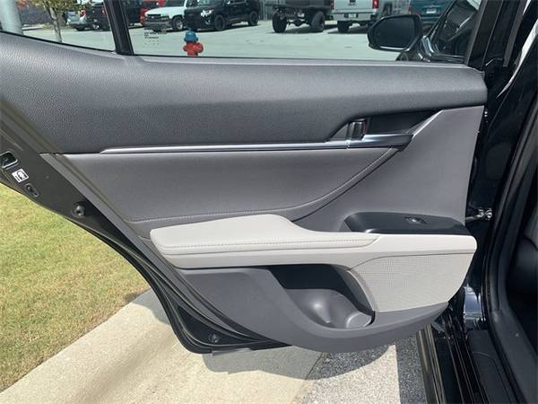 2018 Toyota Camry XSE sedan Black for sale in Swansboro, NC – photo 10