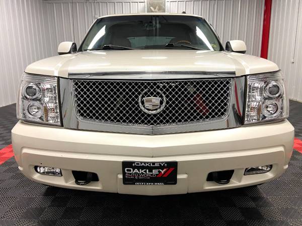 2003 Caddy Cadillac Escalade EXT Sport Pickup AWD pickup White for sale in Branson West, MO – photo 11