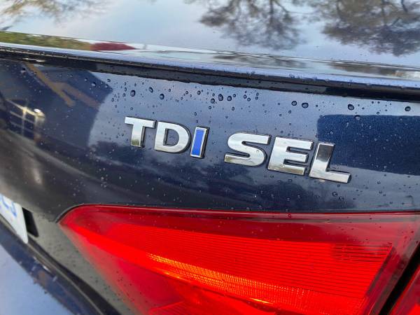 2015 Volkswagen Passat- TDI-SEL-Blue-Fully Loaded!! - cars & trucks... for sale in detroit metro, MI – photo 11
