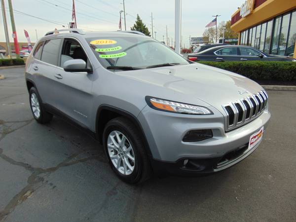 2018 Jeep Cherokee Latitude Plus - cars & trucks - by dealer -... for sale in Inidanapolis, IN – photo 22