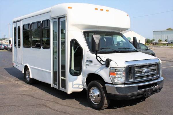 2011 Ford E-350 Wheelchair Accessible Shuttle Bus for sale in Jackson, IL – photo 9