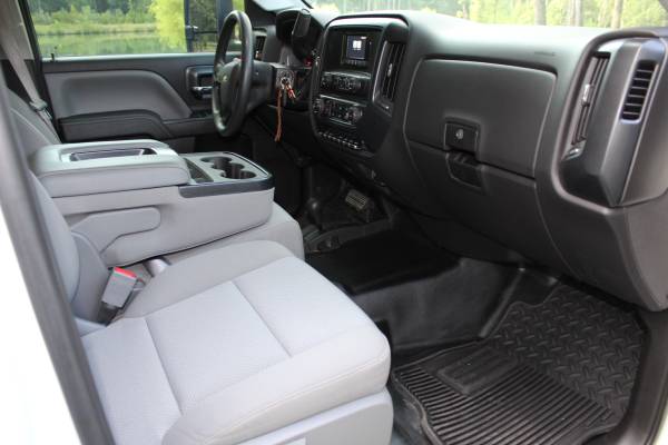 Chevy Silverado 2500 HD 4x4 only 30k miles - - by for sale in Elkhart, TX – photo 15