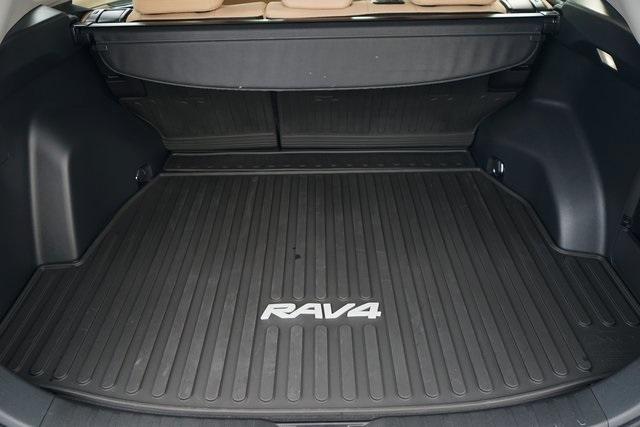 2022 Toyota RAV4 Hybrid LE for sale in Rome, GA – photo 14
