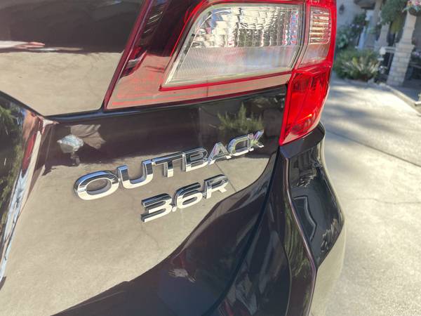 Subaru Outback 2017 3 6R Touring for sale in Medford, OR – photo 6
