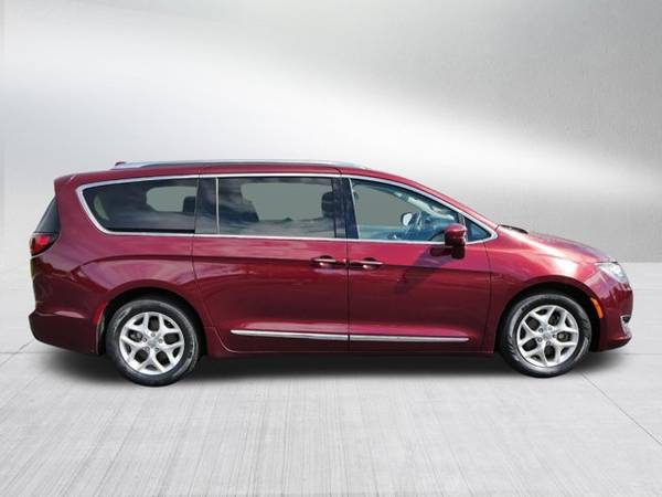 2018 Chrysler Pacifica Touring L Plus - - by dealer for sale in Burnsville, MN – photo 8