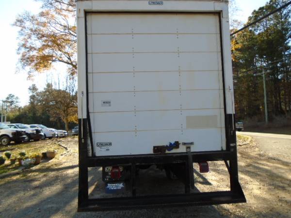 2013 Freightliner M2 26 FT Box Truck - cars & trucks - by dealer -... for sale in Cumming, GA – photo 7