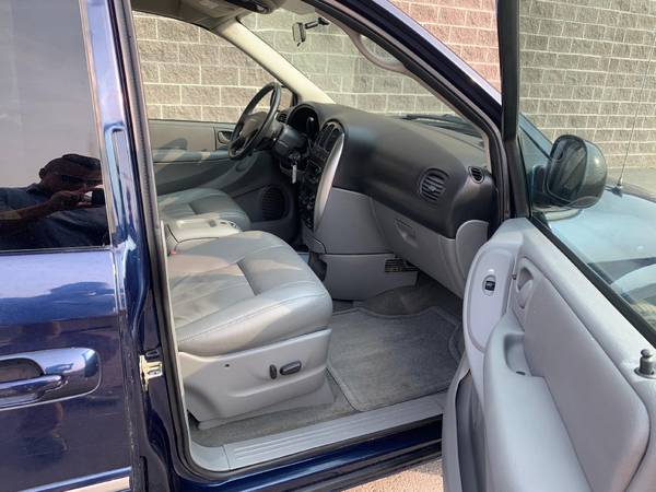 2005 Chrysler Town and Country Touring suv Blue - cars & trucks - by... for sale in Jerome, ID – photo 3