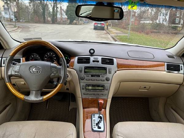 Lexus es 3 3 v6 for sale in Other, WI – photo 2