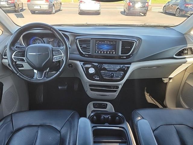 2020 Chrysler Pacifica Touring-L for sale in Corvallis, OR – photo 5