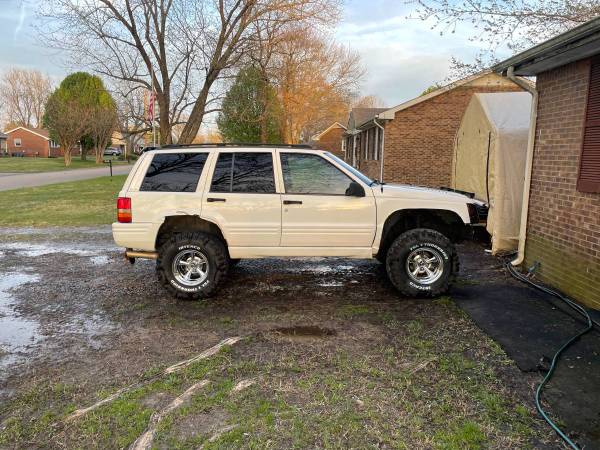 98 Jeep Grand Cherokee 5 9 limited for sale in Clarksville, TN – photo 2