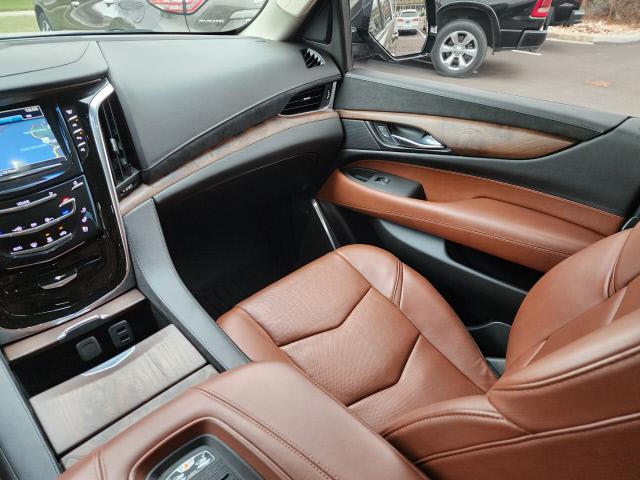 2017 Cadillac Escalade ESV Luxury for sale in milwaukee, WI – photo 21