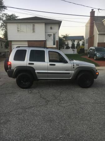 2003 Jeep liberty Sport Runs and drives absolutely beautiful! for sale in Oceanside, NY