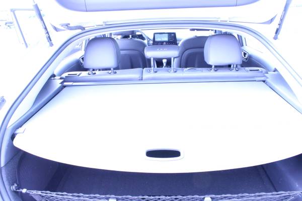 2020 Hyundai Ioniq Hybrid Plug-In Limited for sale in Burlington, VT – photo 11