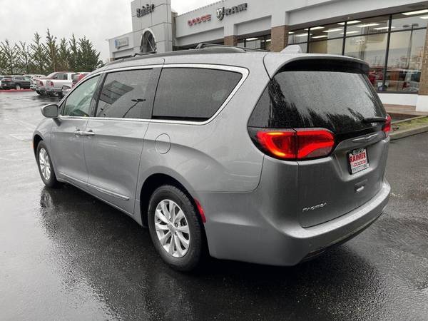 2017 Chrysler Pacifica Touring-L - To Text About for sale in Olympia, WA – photo 7