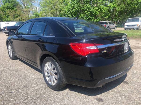 2013 Chrysler 200 Touring - - by dealer - vehicle for sale in Danbury, NY – photo 4